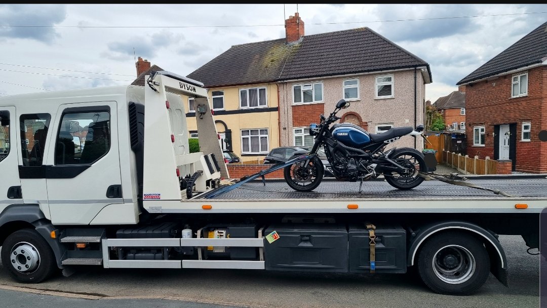 Great result this afternoon, neighbourhood officers have located a stolen motorbike. Quick trip to FSI then will be returned to original owner👌 @WMPolice @Trafficwmp HF