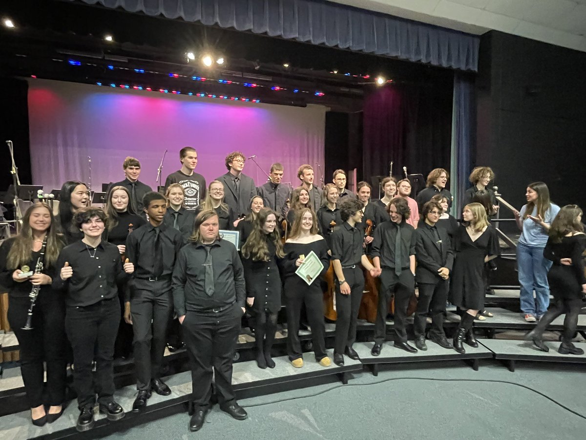 SKHSMusic tweet media