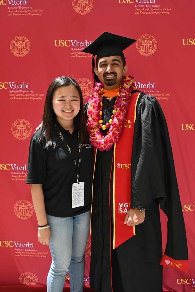 USC_CEE's tweet photo. Candid photos from our #USC_CEE Commencement reception. We are so proud of our #AstaniGrad #ViterbiGrad #USCGrad for reaching this milestone!
More photos:
Instagram: https://t.co/jmol2SoriE
Twitter: https://t.co/J8eInzlNJN
Facebook: https://t.co/EyrIOaY3Pq https://t.co/m6t5X6yM0l