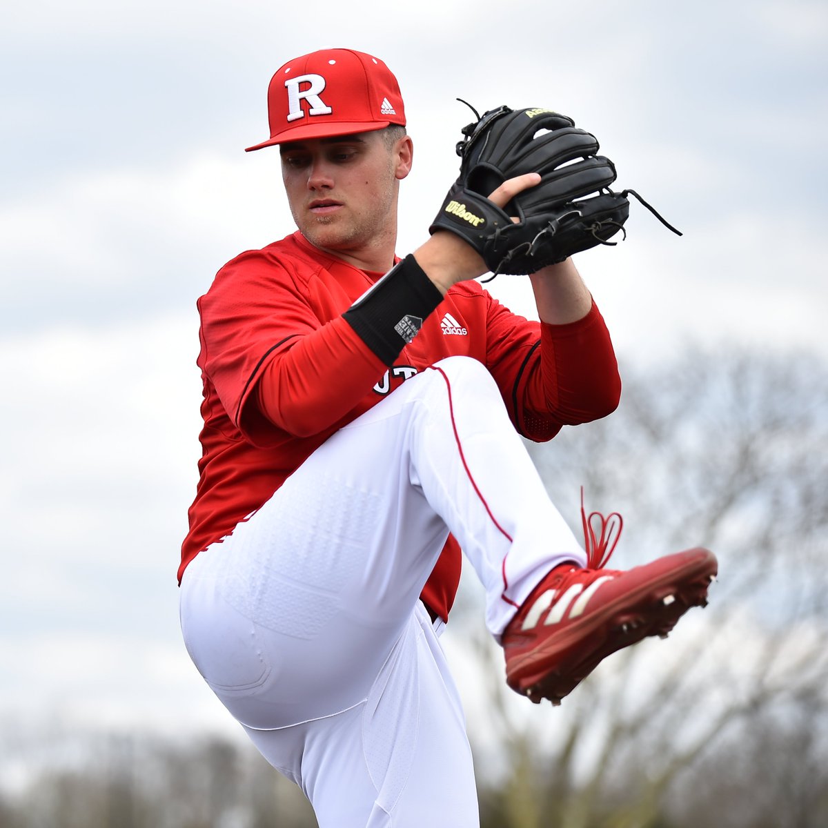 Big-time effort from Grant Besser today!

He gives us four shutout innings of relief, giving up just two hits and striking out three with no walks. 

T7 | Minnesota 4, Rutgers 2

#TCD