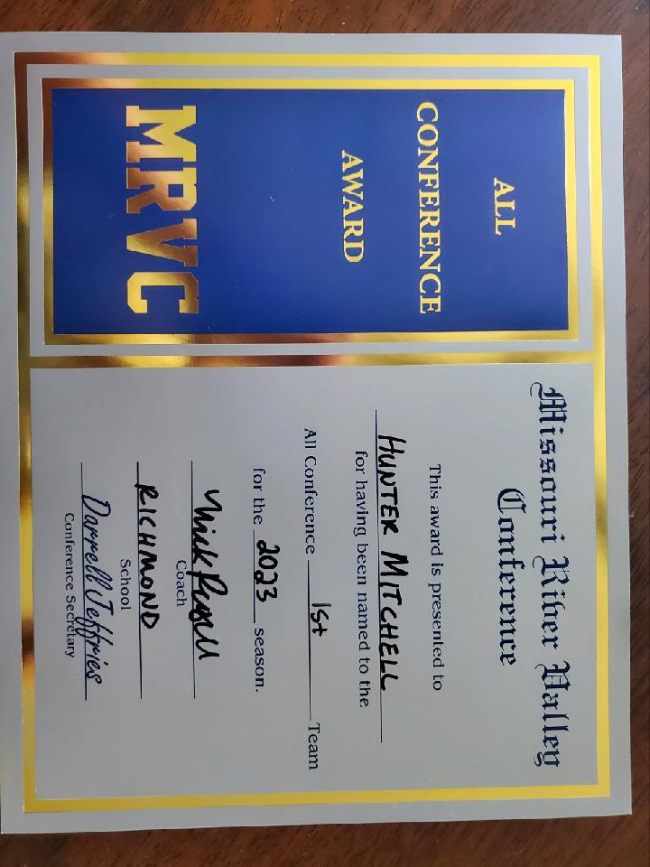 I made first team all conference and was defensive player of the year. <a href="/WC_CoachMiles/">Miles ⚾️🥎</a> <a href="/YardBallClub/">Yard Baseball Club</a> @PBR_Uncommitted <a href="/kccba2020/">KCCBA</a>