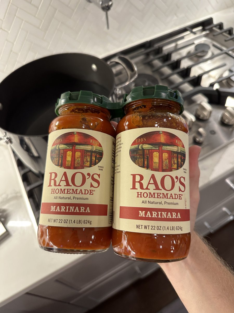 jeremyjudkins_'s tweet photo. No argument, this is the best store bought sauce. https://t.co/VhGWlsaETL