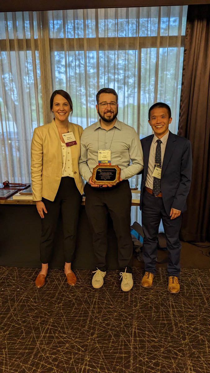 Next up was @JasonMordino as #MASHP23 pharmacist of the year! Nominated for his work at MSHP, in advancing pharmacist education, work @PharmGradWish and podcast @PreceptRespons. Congratulations on the award and advancing pharmacy practice! #TwitteRx