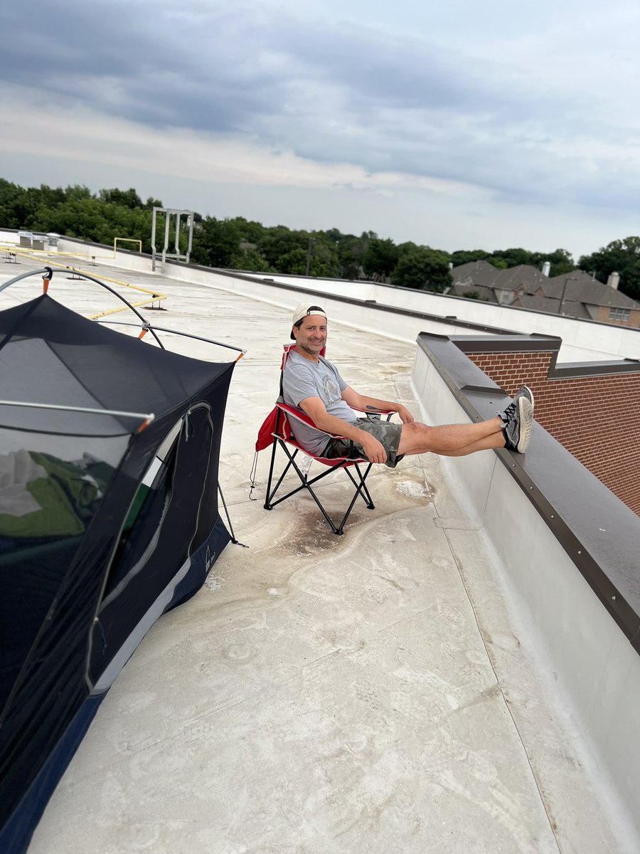 It's a great night to camp on the roof @DCEtrailblazers