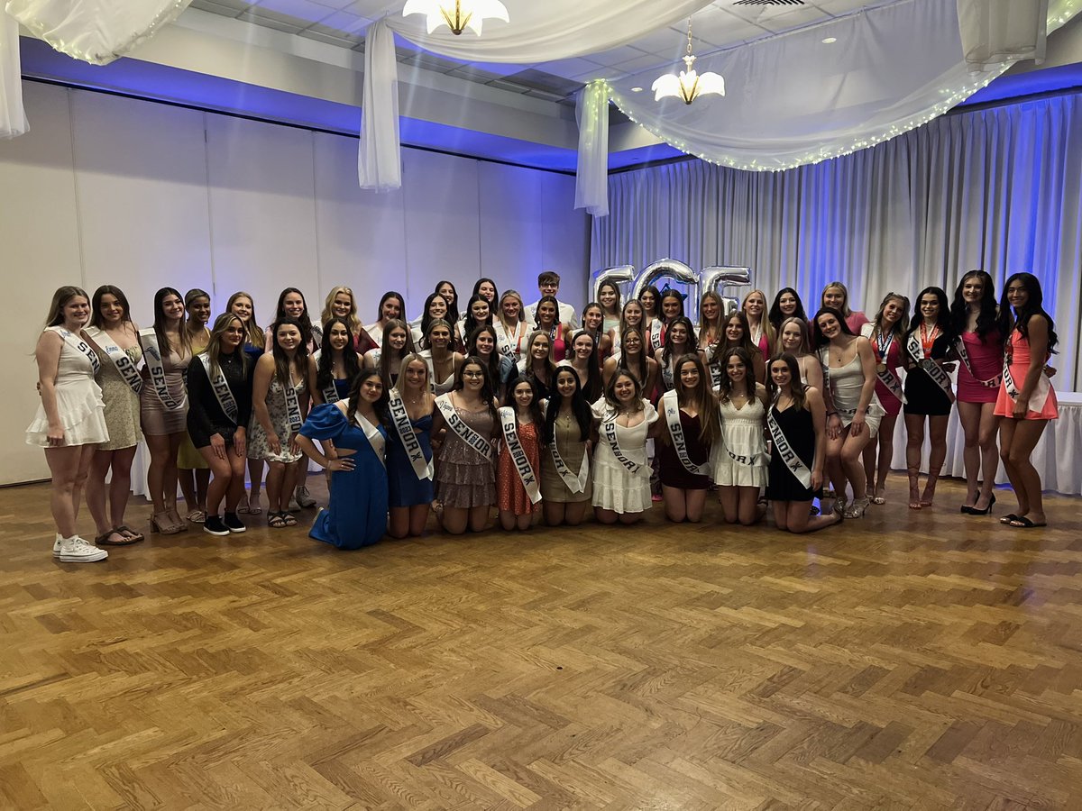 ECE_Cheer's tweet photo. We had SUCH an incredible night celebrating all of our #seniors last night! We are so proud of all your accomplishments and are so excited to watch you in your next journeys! 🥳🤩💙 #ProudToBeECE https://t.co/LAkzKvBx4H