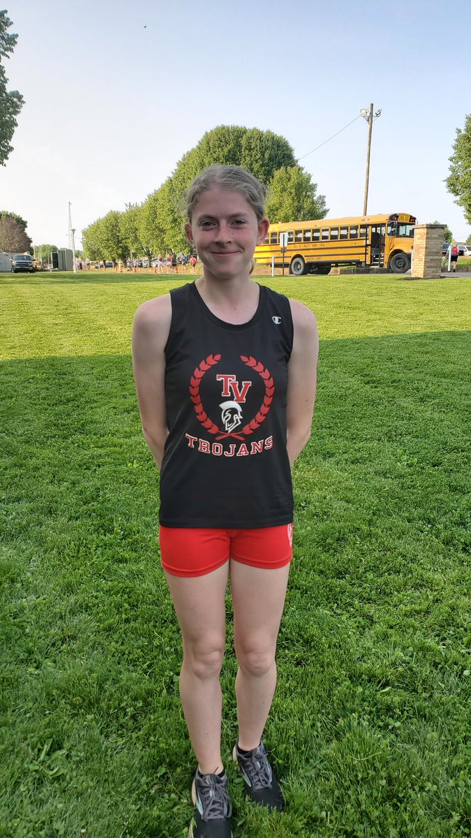 TuskyTrack's tweet photo. Rileigh Mosley qualifies in her 2nd event for regionals jumping over 15 feet! https://t.co/SwfMh4pAUG