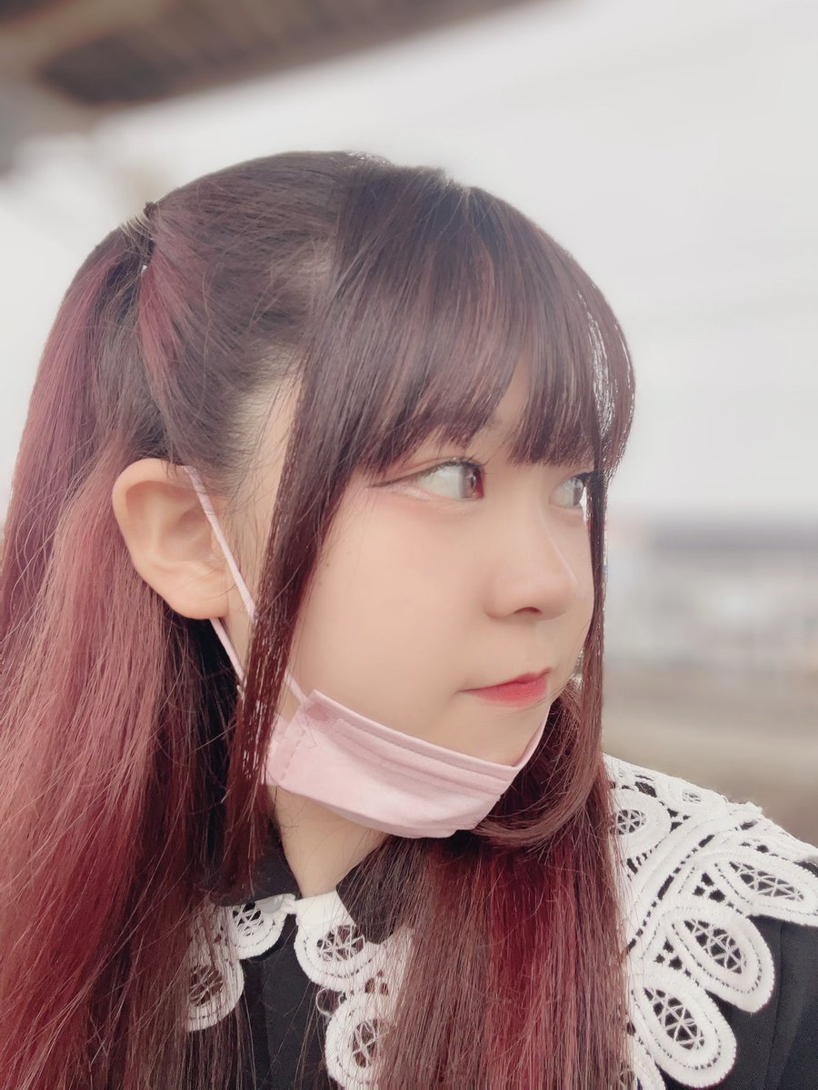 Haruse_rinka's tweet photo. おはるせ!
雨だねぇ〜なんか急に寒くて困る🥺
雨降るとだいたい頭痛いから
ほんとにやだ!!!!
偏頭痛持ちさんと共感し合いたい
#晴瀬の日常
#雨の日
#偏頭痛
#おはよう https://t.co/lftSKV1Iye