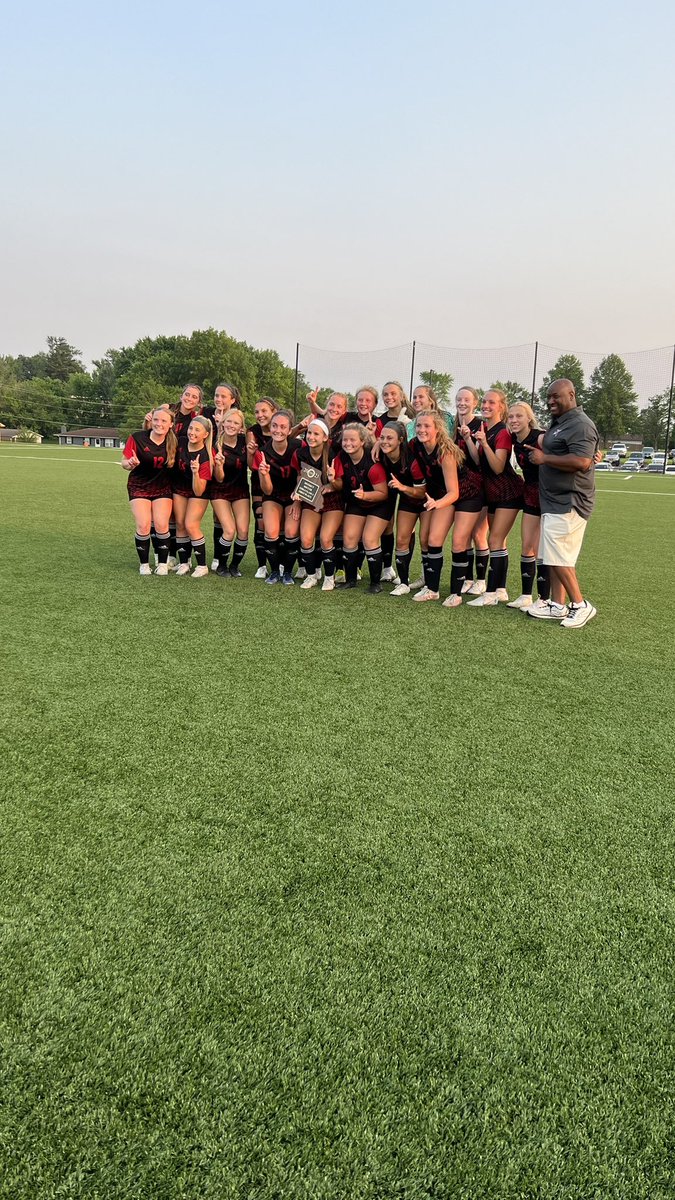 .<a href="/Jackson_Indians/">Jackson High School</a> girls soccer wins their 6th straight District Championship

Final

Oakville: 0
Jackson: 2

Justi Nelson and Liv Klinkhardt net the goals for the Lady Indians

<a href="/kfvssports/">KFVS Sports</a> <a href="/missouri_sports/">Missouri Sports Network</a>
