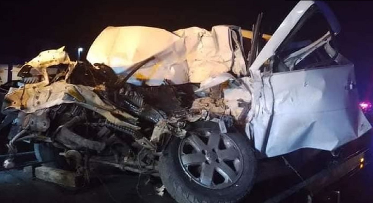 PueblaenLinea's tweet photo. TRAGEDIA Estudiante de la BUAP muere tras BRUTAL choque de frente vs camión  https://t.co/qT2g214eLf https://t.co/KkClEJTbkz