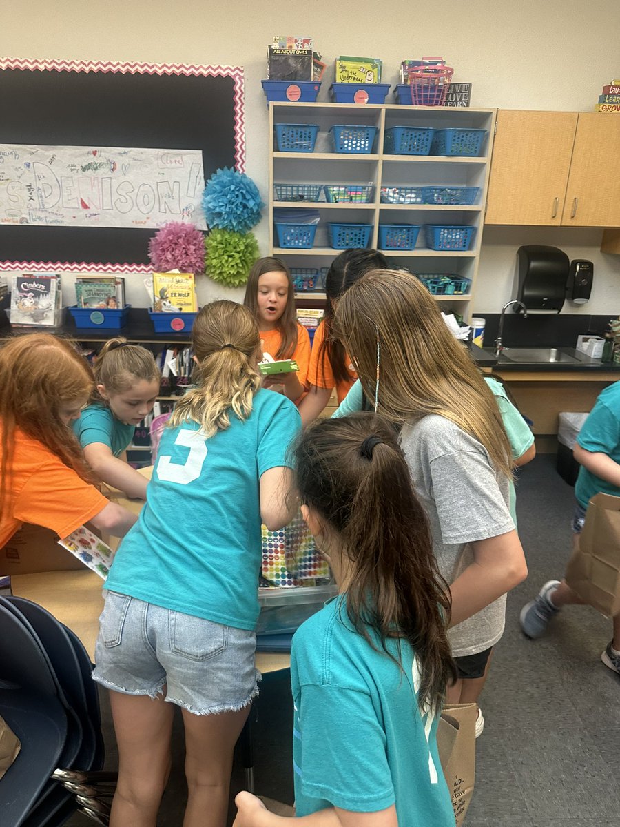 Our final <a href="/DISDTeachDenton/">Teach Denton</a> meeting of the year started with the members getting to shop for school supplies to take home thanks to our amazing staff. It ended with the Teach Denton members from Crownover coming to talk about TAFE and TD in middle school! <a href="/hawkelem/">Hawk Elementary</a>