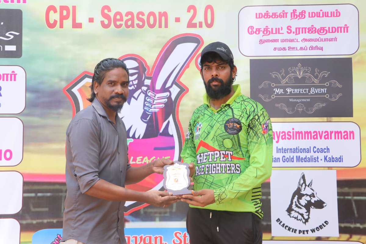 Rajkuma38349184's tweet photo. 🇮🇳#CHEPET #PREMIER #LEAGUE 🇮🇳#SEASON(2.0)
#CHIEF #GUEST
#மக்கள் #நீதி #மய்யம்
#சேத்பட் S.#ராஜ்குமார் #மாவட்டம் #துணை #அமைப்பாளர் #மய்யம் #சமூக 🇮🇳#ஊடகம் #அணி 🇮🇳 https://t.co/l4BHrmNH04