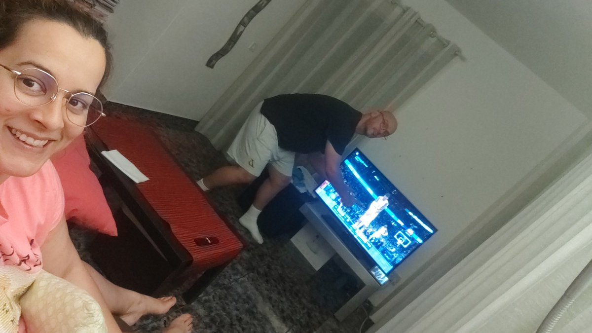 ninesang's tweet photo. #tiempodeplayoffs en nuestro matrimonio #dormiresdecobardes dos Ángeles y un nuggets 🤭 https://t.co/A9ZC5MlKMW