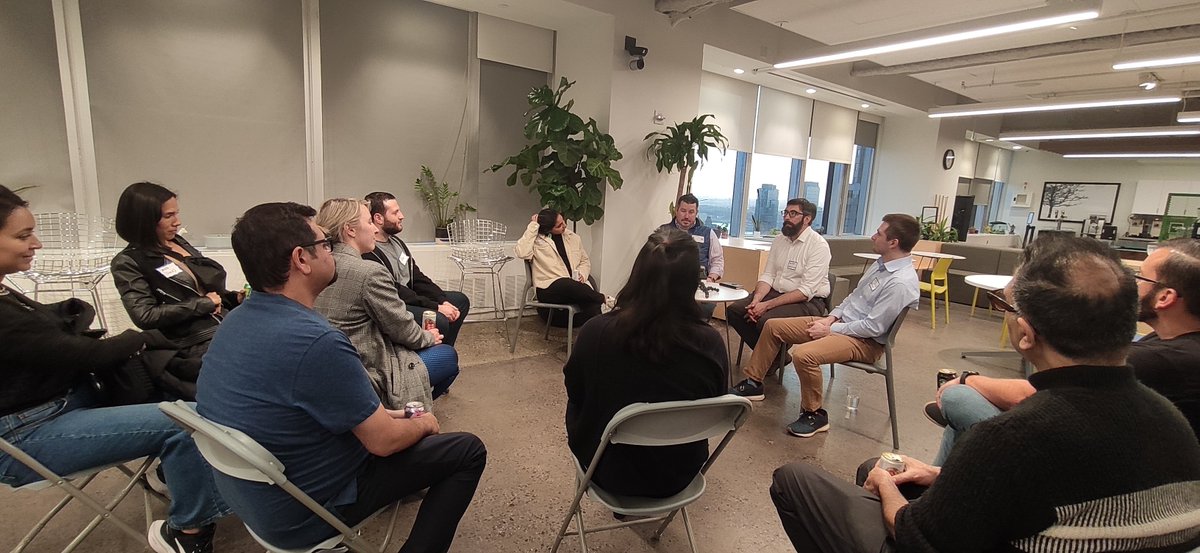 KatalinFogas's tweet image. Great conversations at the #APItheDocs meetup hosted by @kvantomme and @computrnerd at the @MongoDB office in New York 🗽🇺🇲
#developersuccess #APIeconomy #API #devrel #developerportal #technicalwriting #APIdocumentation