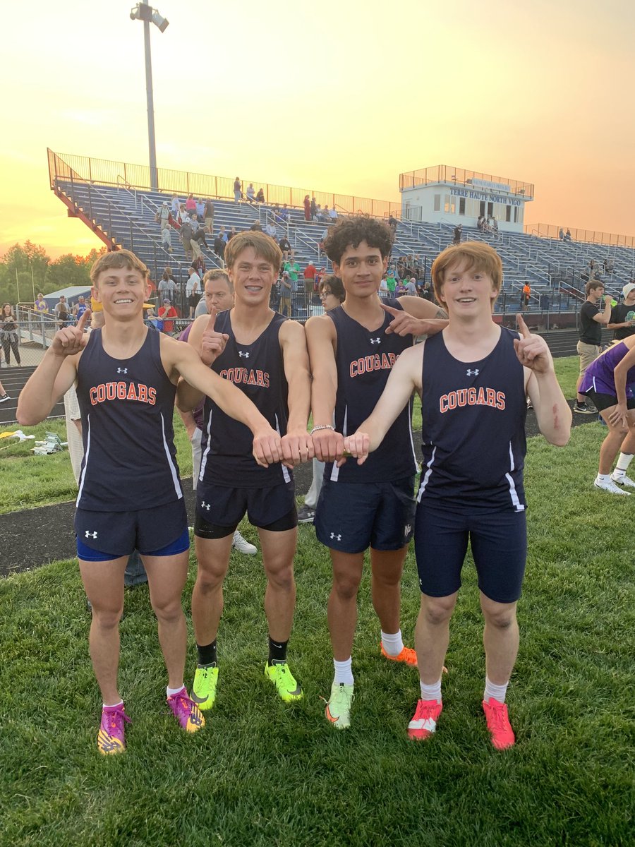 npxc1's tweet photo. And your Sectional champs in the 4x400! https://t.co/5giwN4aGsG