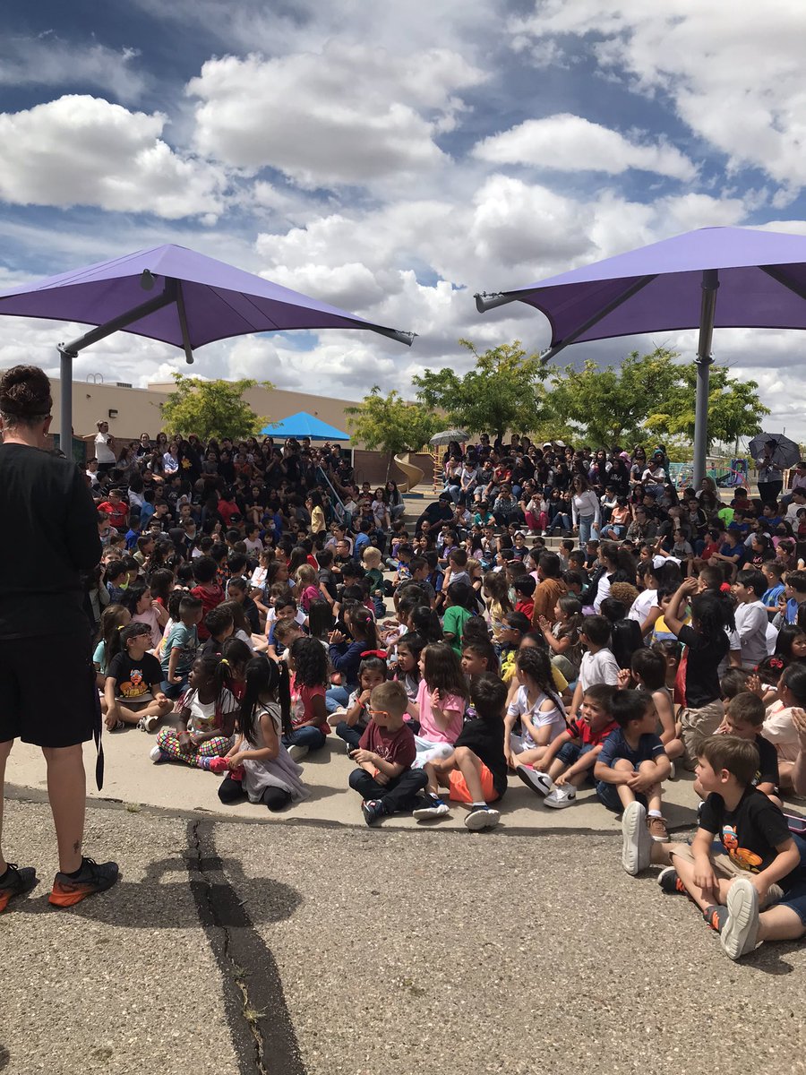 Slime day to support jump rope for heart!  @Zone2Assoc8 <a href="/ABQschools/">Albuquerque Public Schools</a>