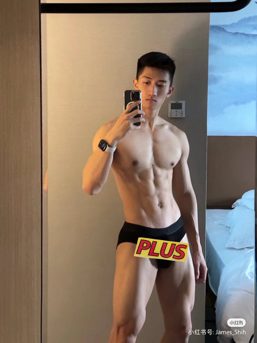liuziyangaaa's tweet photo. @chounizadi2021 看水印 https://t.co/IVFpAKtJoL