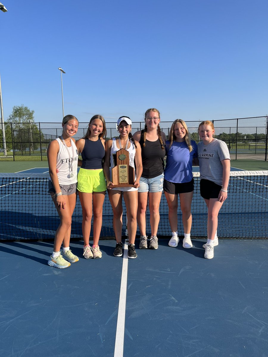 Your 5th Region Girls Team Champions!!  We pulled out the tiebreak with a higher percentage of games won!!  #everygamecounts #teameffort #PantherProud @EHSAthletics20 @TheNESports2