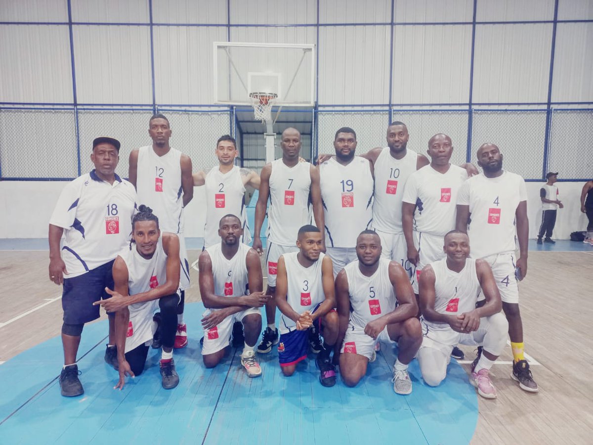 PomareAntonio's tweet photo. Equipo Island heat patrocinado por los comunes va en victoria en el torneo 2023
#comunes #accionesporelarchipielago
#sanandresesahora
#itisnow
Escorcio Antonio Julián gallo cubillos https://t.co/Fs5ltMj0kq