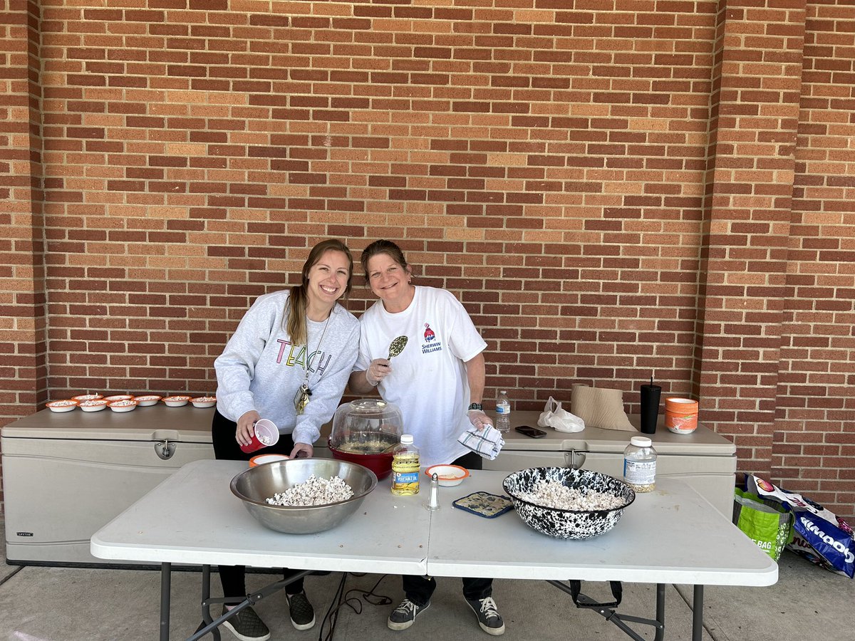 Puma Pride and Fit for Life Club came together for one final meeting to close out the year 🙌🏻🐾💙 Shout out to Mrs. Foster for the amazing popcorn 🍿 It was a big hit! And also to the amazing team of teachers @mrstakacs <a href="/MeganMurphy611/">Miss Murphy</a> @missbmoeller <a href="/Mr_Harper4/">Ryan Harper</a> <a href="/AsaPackerBASD/">AsaPacker</a>