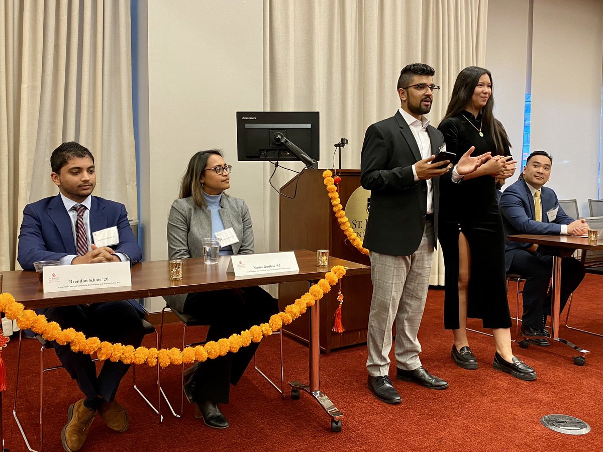 DeanMikeSimons's tweet photo. A wonderful night celebrating APIDA heritage with @stjohnslaw APALSA and SALSA. So much good feeling in the air—impressive students, wonderful honorees, great speeches, and real community building https://t.co/K3TJxnuNUO