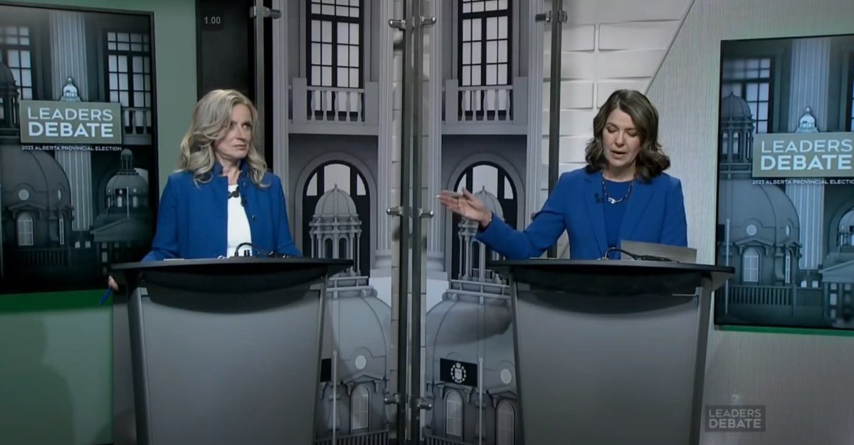 The look on Notley's face when Danielle Smith speaks 😂

#abdebate