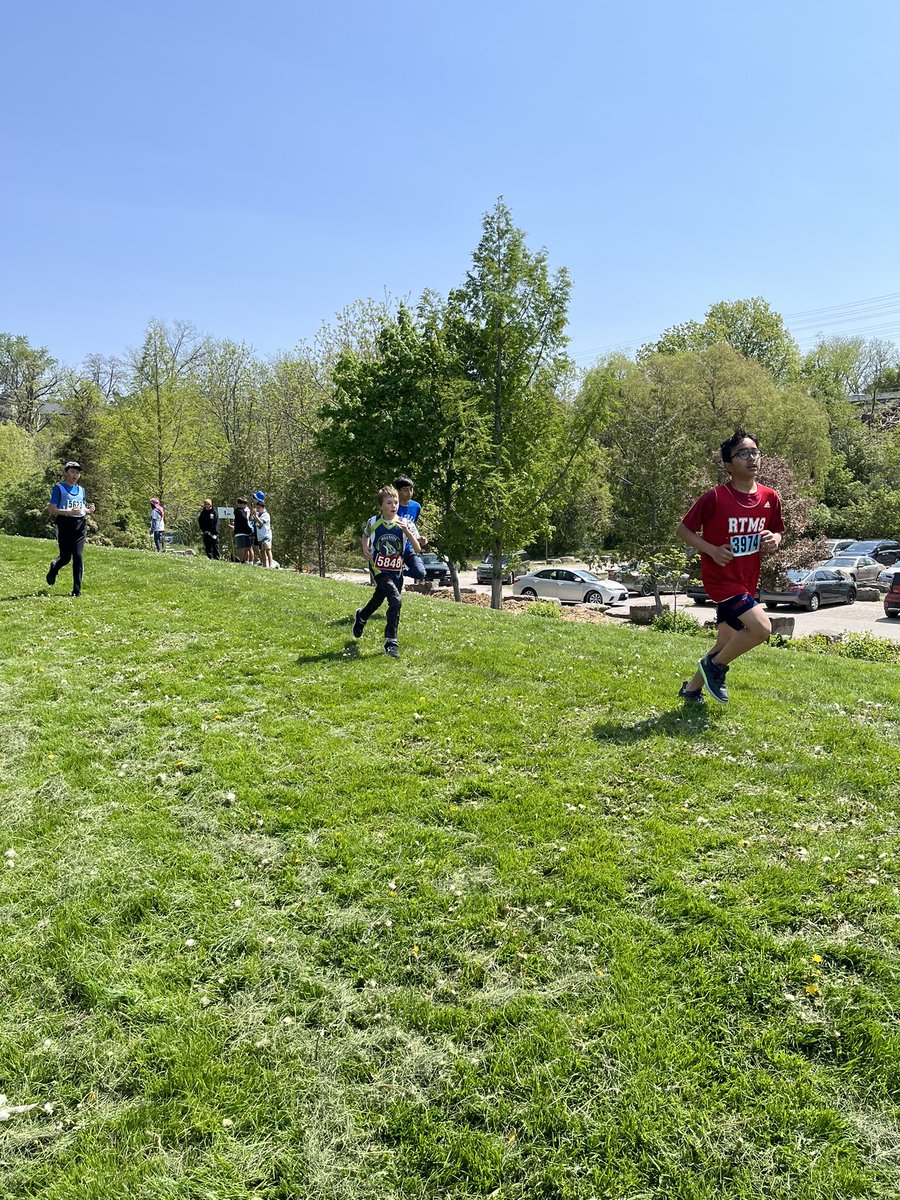 Miss Schad Hillside Phys. Ed. tweet media