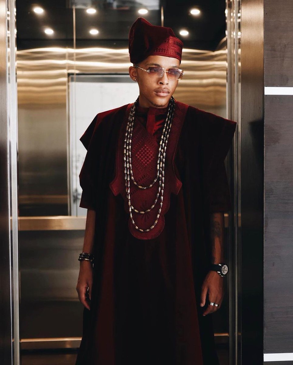 bellanaija's tweet photo. Ladies and gentlemen, it's #Thabang with the SA sauce! 

#AMVCA9 https://t.co/DFPI100RKT