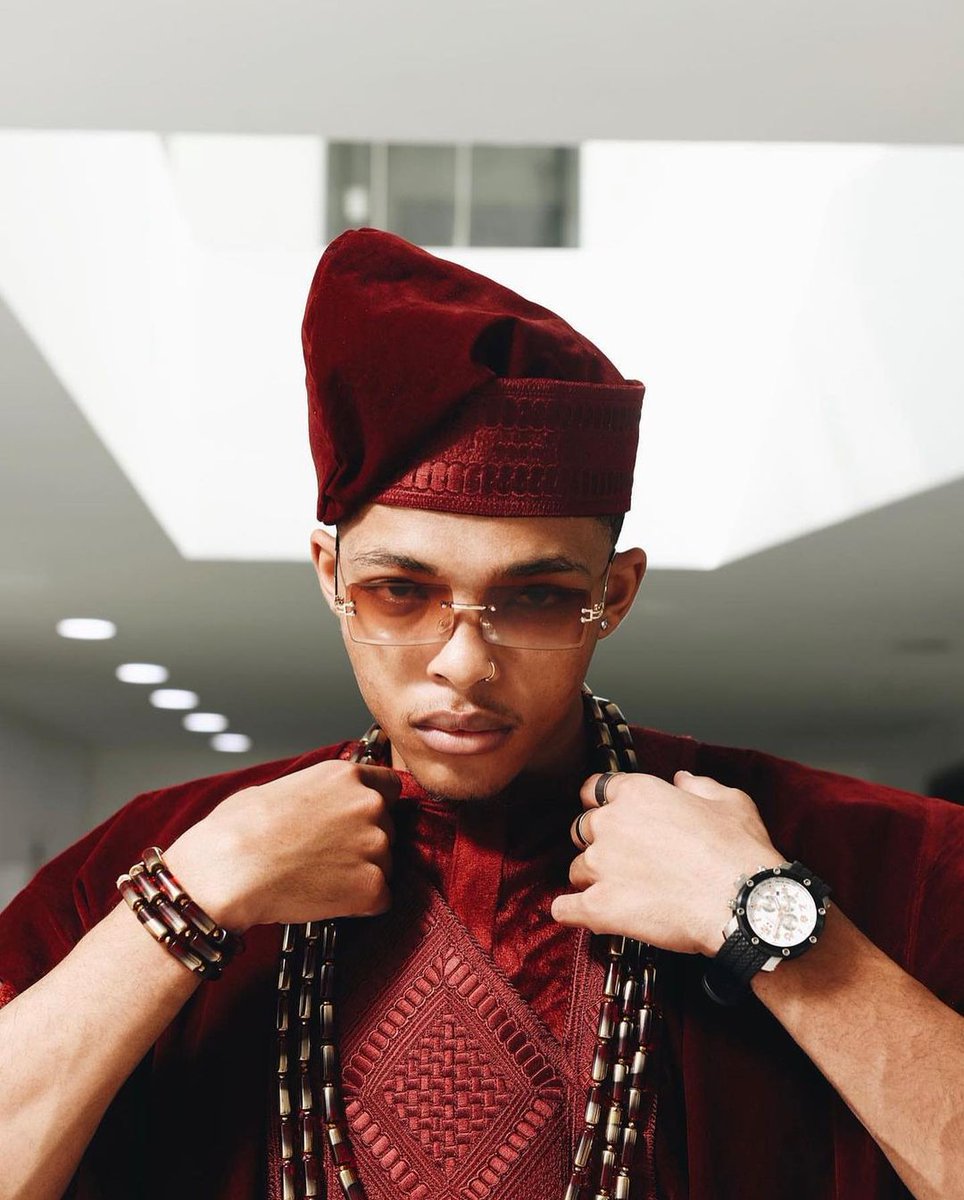 bellanaija's tweet photo. Ladies and gentlemen, it's #Thabang with the SA sauce! 

#AMVCA9 https://t.co/DFPI100RKT