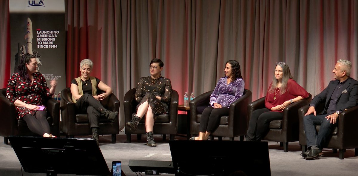 Inviting a #StarTrek pilot, @melissaCnavia into a panel with such wonderful scientists at the Humans to Mars summit was a brilliant idea from @ExploreMars 
#spaceexploration @StarTrekOnPPlus #HumansToMars #humanspaceexploration #astronauticalarchitect