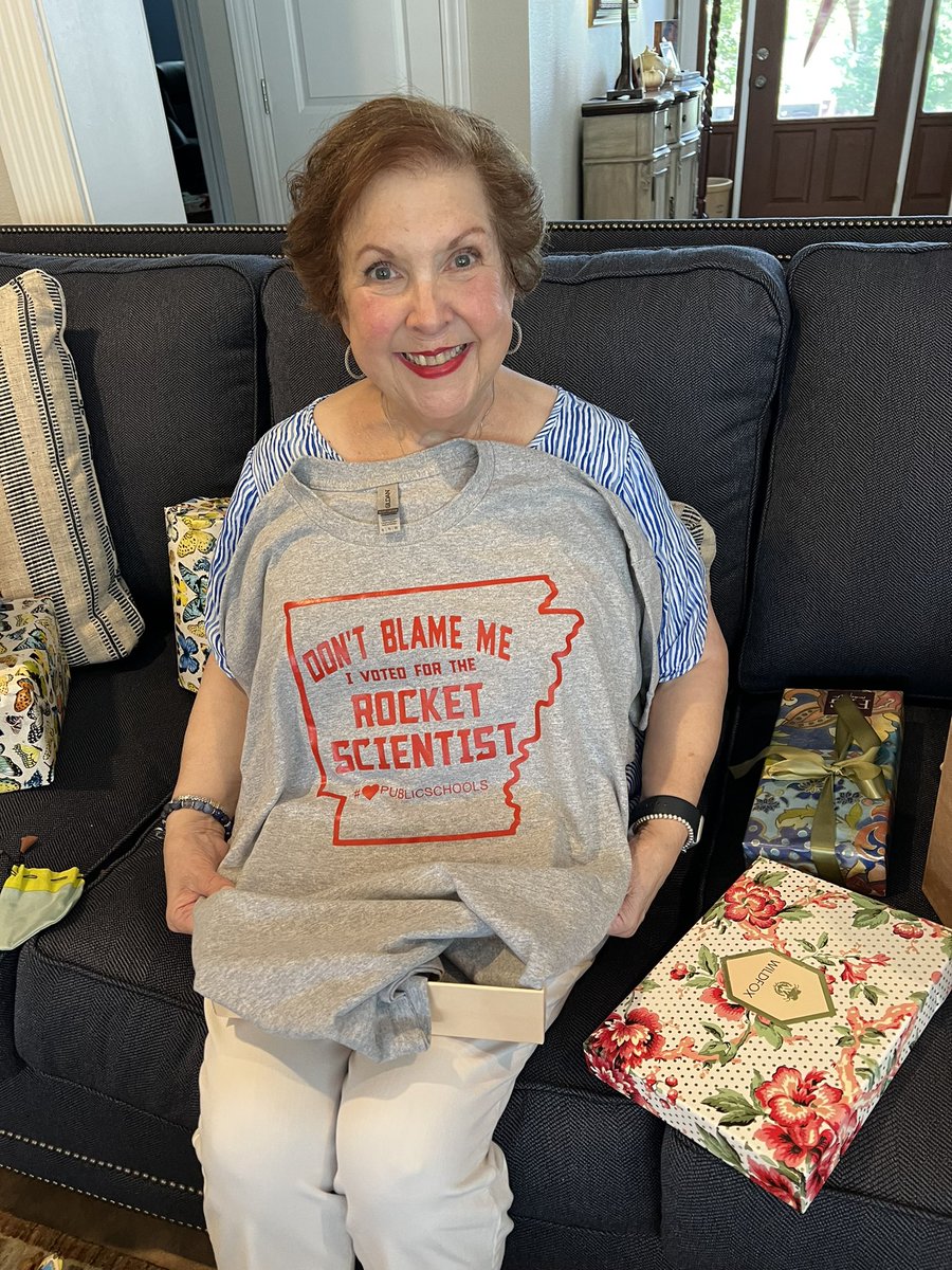 One of the gifts I gave to my mom for Mother’s Day was this T-shirt. She said, “I love it! I’ll wear this the next time I see Chris!” He had all our votes! 😍🙌🏻🚀🐝 <a href="/JonesForAR/">Chris Jones</a>