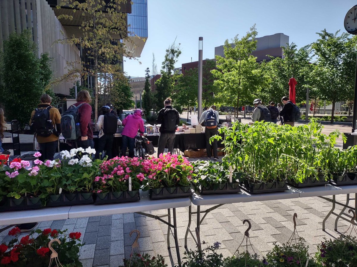 Thank you to everyone who made it out to the <a href="/MIT/">Massachusetts Institute of Technology (MIT)</a> 🌺 📘 Spring Books &amp; Plants Sale 🌺 📘 today. It was a lovely day for book browsing and green thumbing. 

Missed us? <a href="/mitpbookstore/">MIT Press Bookstore</a> is open tomorrow 10 am - 4 pm.

👏  to MIT's Endicott House for partnering on this event.