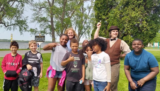 Dr. Weeks 4th Graders tweet media