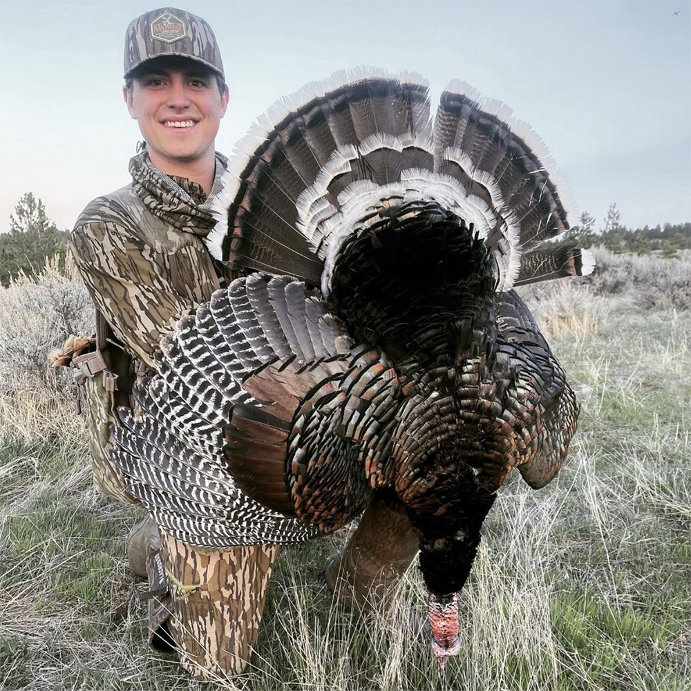MWLandGroup's tweet photo. Congratulations to Land Agent Clay Craft on this awesome turkey!
"Spent the last few days in the beautiful state of Montana chasing Merriams. The views, memories, and hunts will be remembered for a very long time."
#MidwestLandGroup
#TurkeyHunting #WeKnowLand #MLGDifference https://t.co/DzksA3HfBc