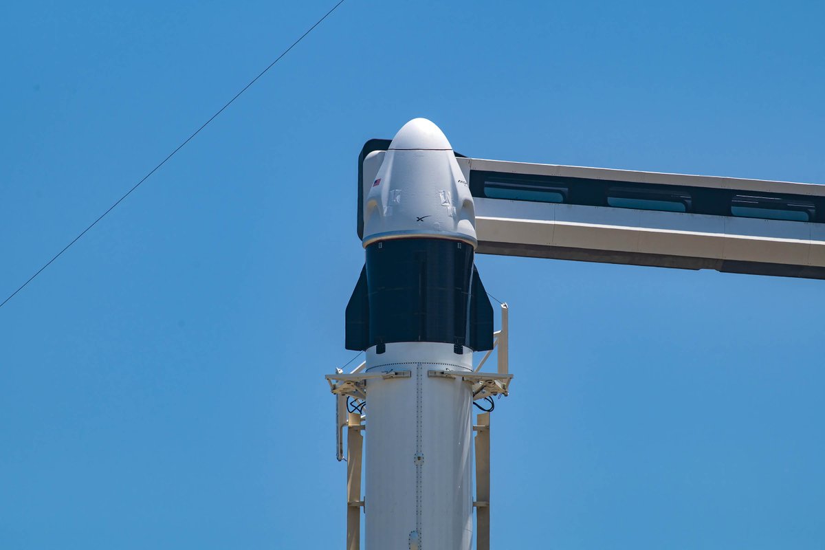 Falcon 9 and Dragon vertical at 39A; targeting Sunday, May 21 at 5:37 p.m. ET for launch of Ax-2 → spacex.com/launches/missi…