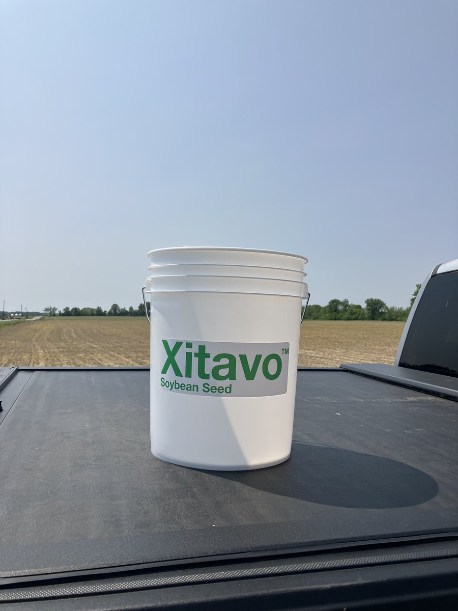 Beautiful day to plant some beautiful soybeans! Look out for these #Xitavosoybeans this season <a href="/BASFAgProducts/">BASF AgSolutions US</a>