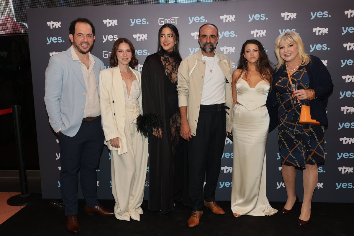yesStudiosTV's tweet image. Our extraordinary cast at the premiere of “Unsilenced”. A new series about sexual violence in the political world, inspired by real events.