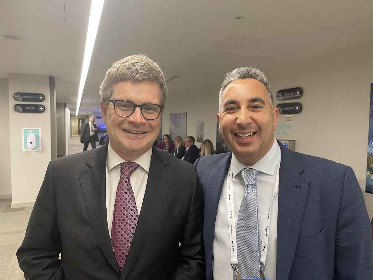 danielshakhani's tweet photo. @British_Airways Sean Doyle truly a pleasure to meet you. I promised to follow up on the global campaign for financial literacy launched at the world economic forum, Harvard Human Flourishing program and supporting BA via Salary Finance please ask the team to reach out https://t.co/k0TlILN2V5