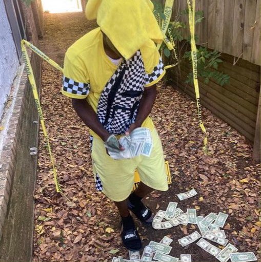 LitLeakers's tweet image. RSBWAN mixtape “23 FOREVER”JUST DROPPED dedicate to his brother Mike Mike #llmr💔 #rsbwan💫