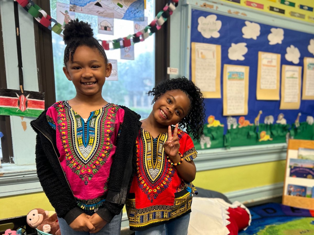 MSCSK12's tweet photo. Peabody Elementary School hosted its annual International Festival, celebrating, diversity, unity, and a global community! 🌎
The Eagles enjoyed international dances, presentations, and performances that showcased creativity and a variety cultural traditions. #MSCSTogether https://t.co/uBxC9Ba9Ed