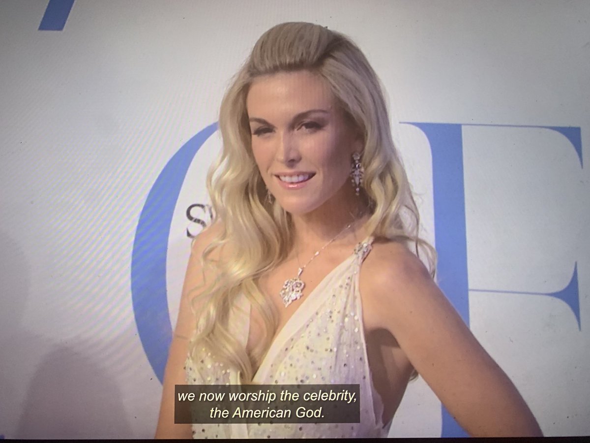 housewivesguy's tweet photo. Nothing but reverence for my American God💁🏼💅🏼🍎 @TinsleyMortimer @hulu #TheQueenmaker https://t.co/q3fa4wXGlt