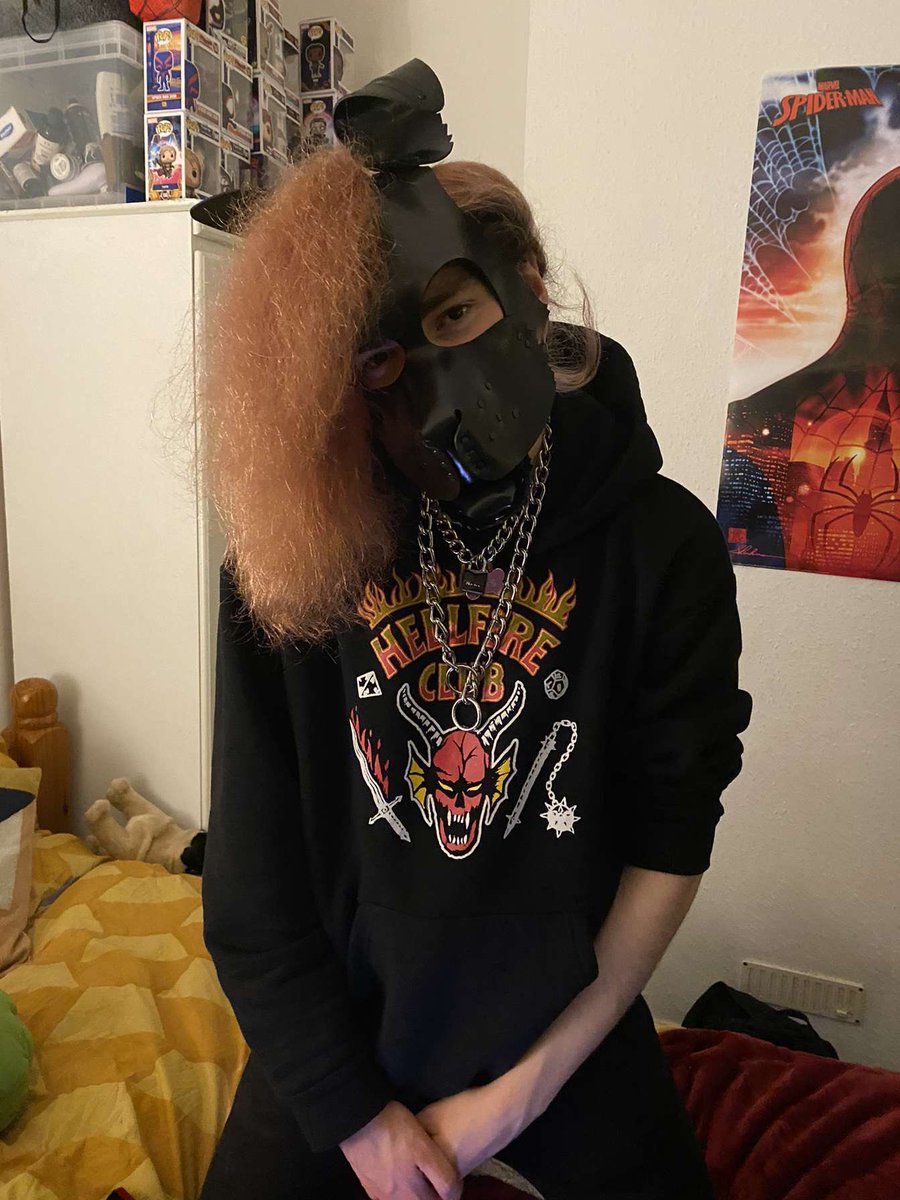 I may have briefly stolen @rubbercambslad’s face 😇🐶

📸: <a href="/PupKura/">Pup Kura</a>