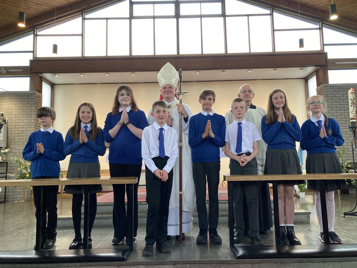 standrewsFCRC's tweet photo. Congratulations to all our pupils who received the Sacrament of Confirmation tonight. We are very proud of you all. https://t.co/zmHEFotUIg
