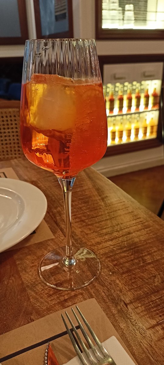 DjDannyMartin's tweet photo. #spritz ,🤤 https://t.co/QlX0dfvKiD
