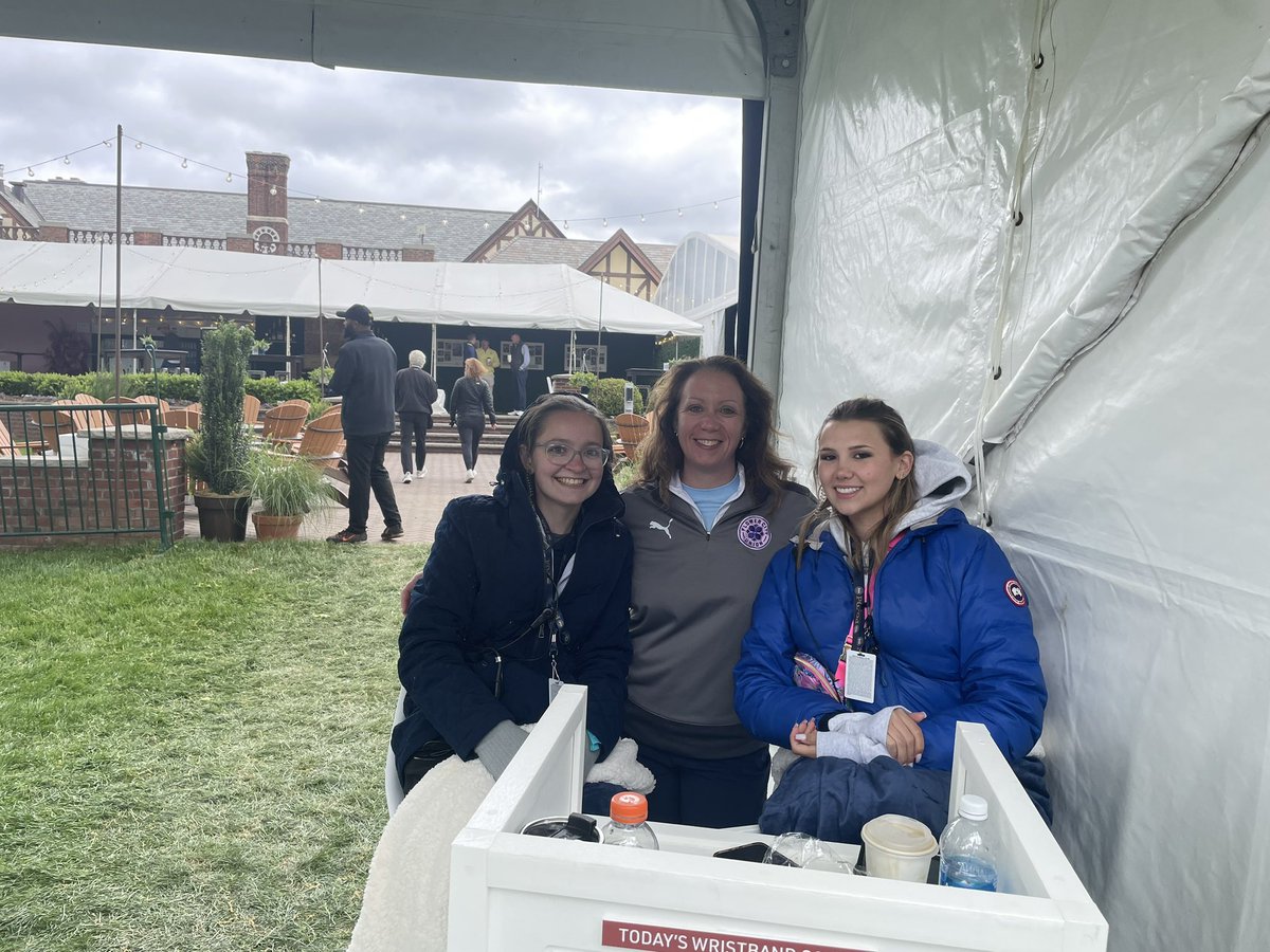 Got to see so many <a href="/sjfcsportmgmt/">Fisher Sport Management</a> students working at the #PGAChampionship <a href="/OakHillCC/">Oak Hill </a> yesterday!  Building those resumes and gaining valuable experience!