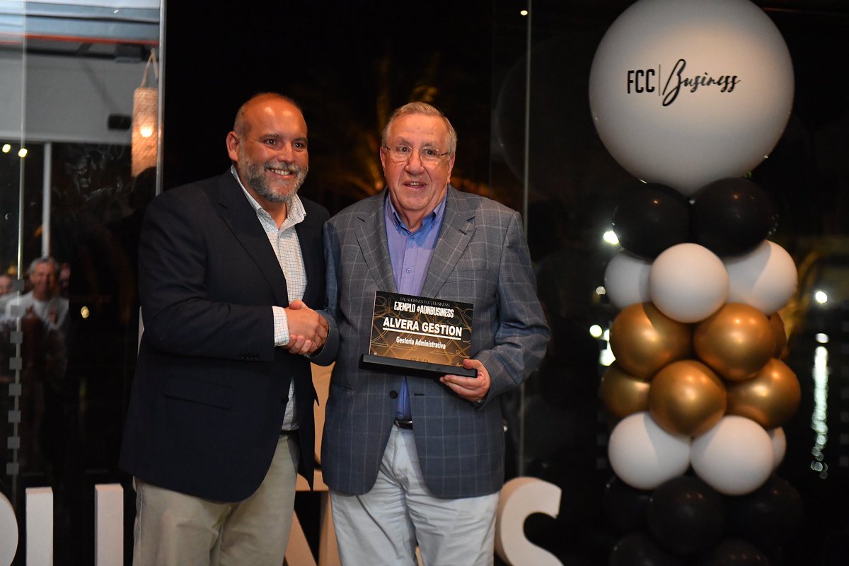 FCCartagena_efs's tweet photo. 🤩 Esta noche se está celebrando la Gala #AlAlza de @fcc_business en el Espacio Alviento.
#JuntosSomosMás https://t.co/bPzfutKgqX
