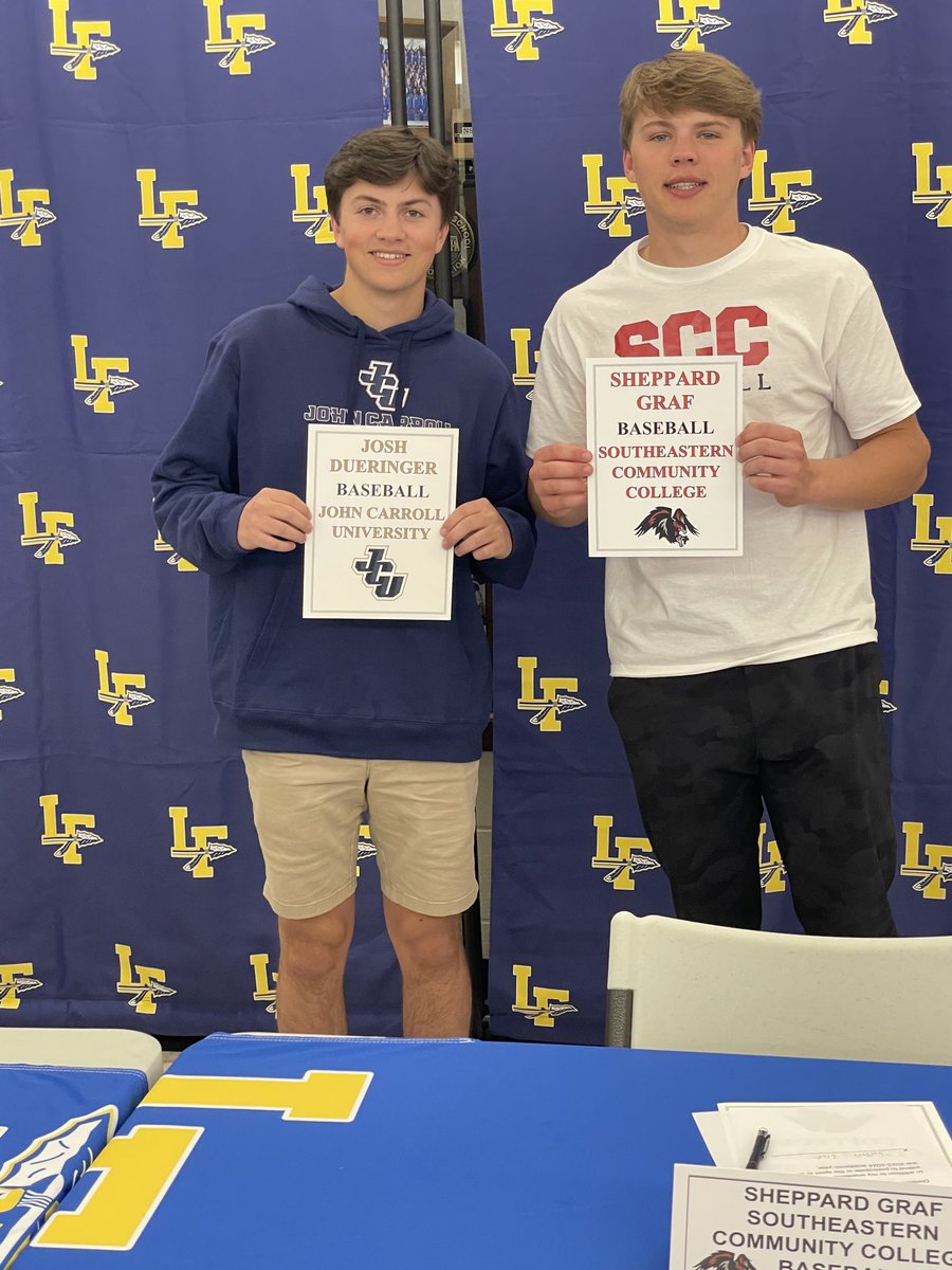 BaseballLfhs's tweet photo. Congrats to ⁦@DueringerJosh⁩ and ⁦@SheppardGraf⁩ for making their college commitments! Futures are bright! #ScoutFamily https://t.co/cNudHWjCJZ