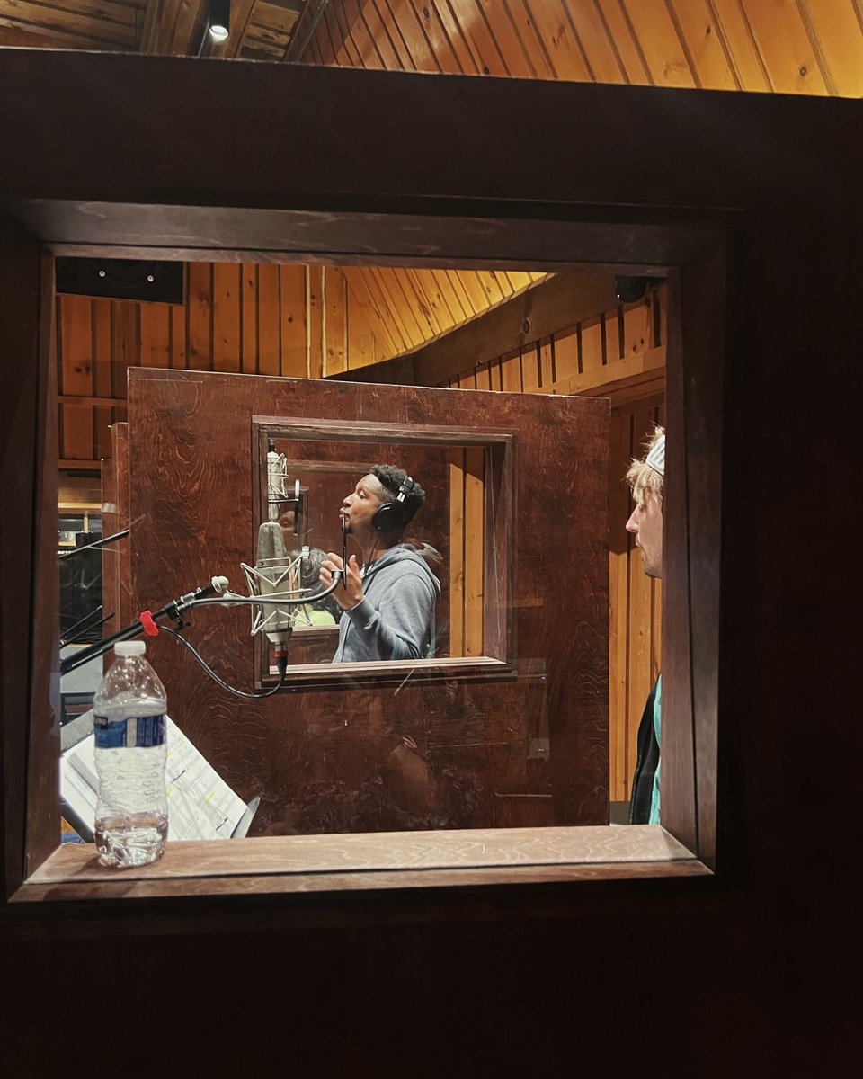 rockrollmanshow's tweet photo. Just wait till you hear this music live 🎶 https://t.co/yTzoeONkDd