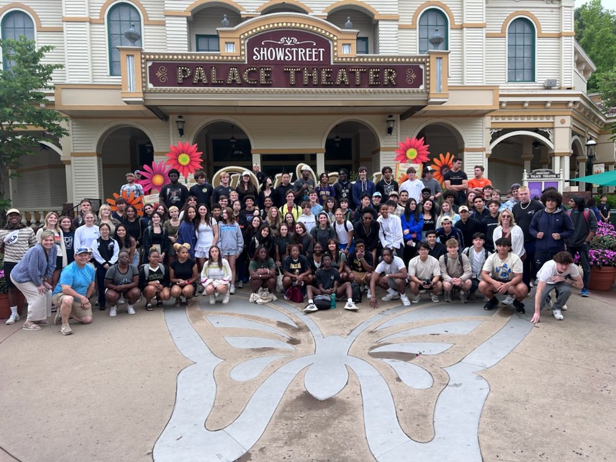 Rabun Gap-Nacoochee School tweet media