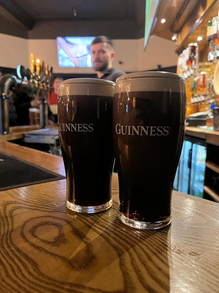 djquinnsbham's tweet photo. Dommage like no other.. Every creamy pint at D.J. Quinn's can withstand the #TiltTest 🍺 https://t.co/Ib0vJtqsIY