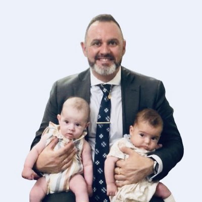 daguilarmar's tweet photo. #NuevaFotoDePerfil
Con dos de las cosas más bonitas de 2023
#miahijado #misobrino #rubioymoreno
👶🏻 https://t.co/mC29wz4zHS